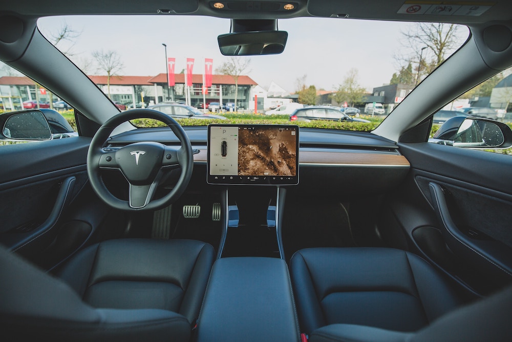 ¿Cuánto cuesta cargar un coche eléctrico en casa?