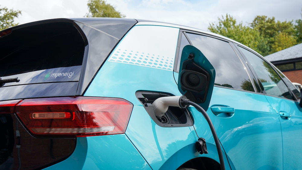 cuánto cuesta cambiar la batería del coche eléctrico