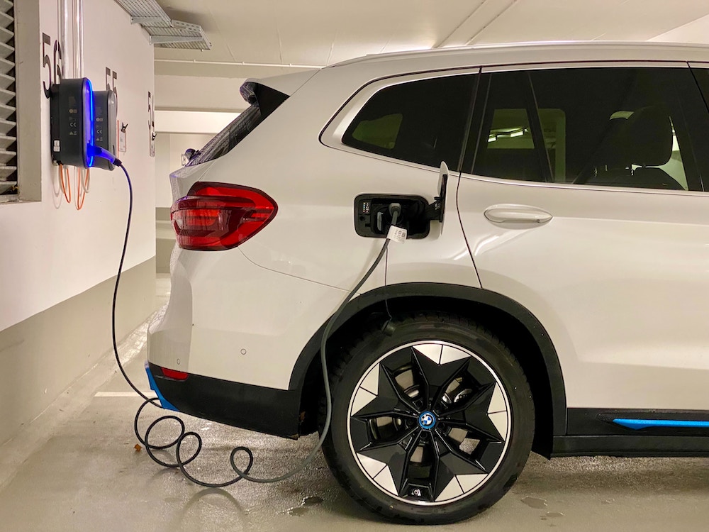 tipos de cargadores eléctricos
