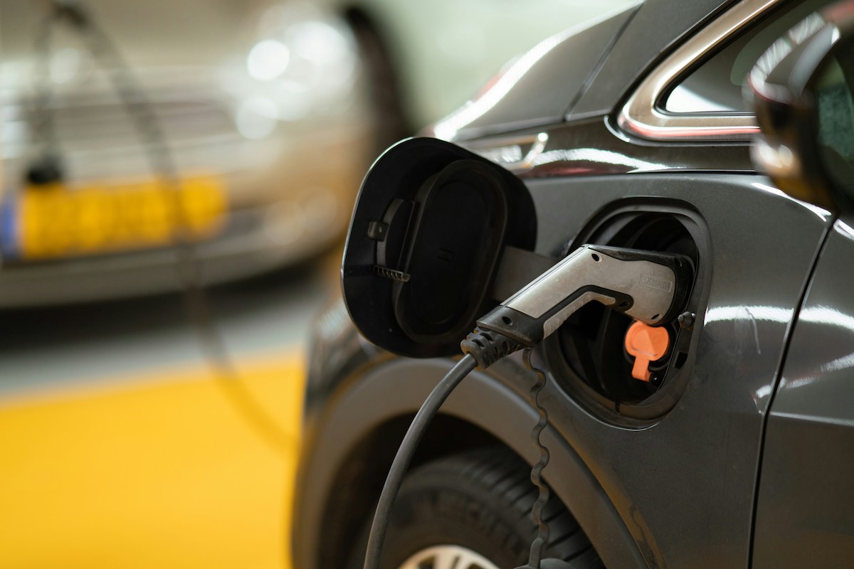 cómo pagar la luz al cargar un coche eléctrico